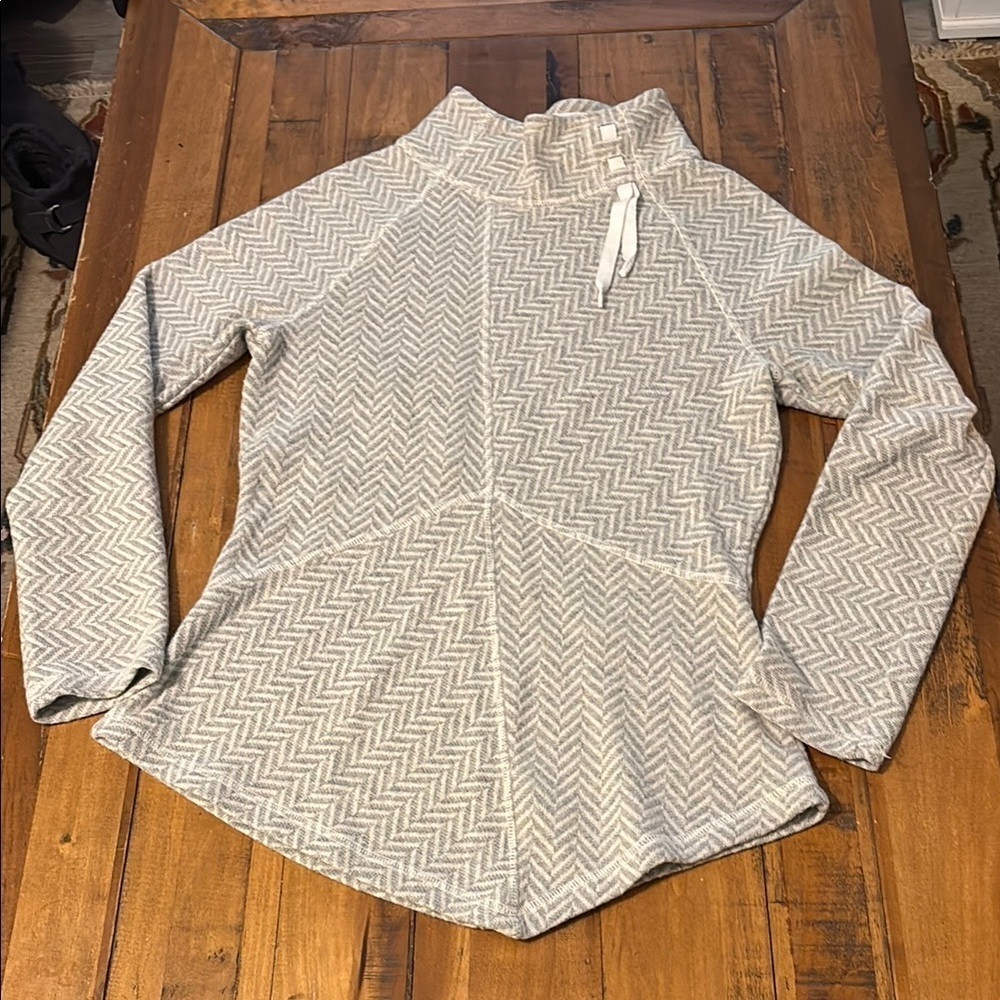 Prana Gray and Cream Chevron Sweater